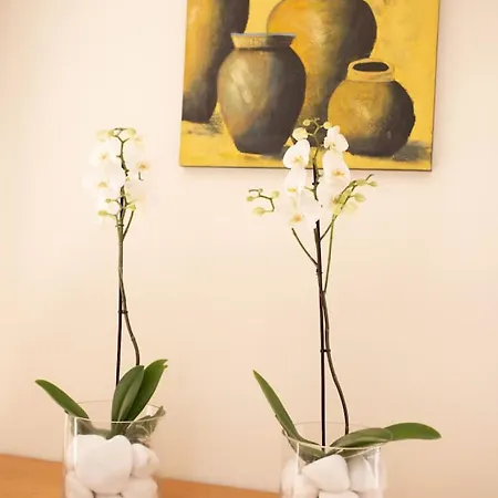 Matheos - Elegant 3-br Retreat Near Coralia 度假居